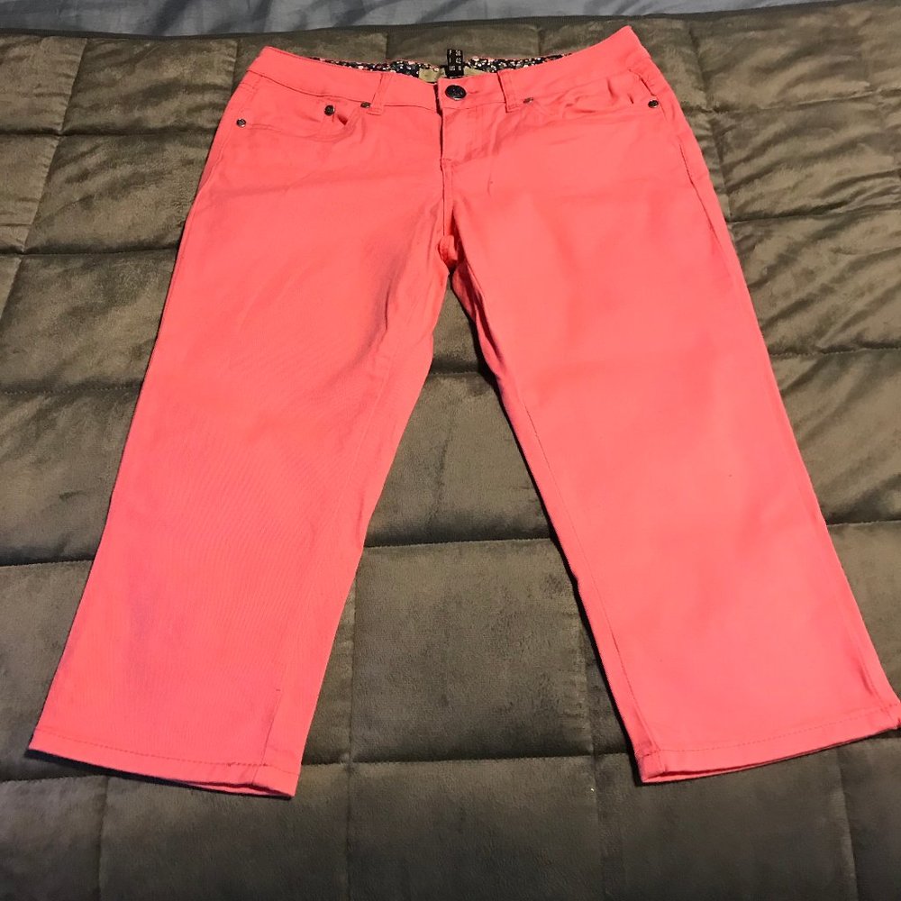 Modcloth Capris Jeans in Coral